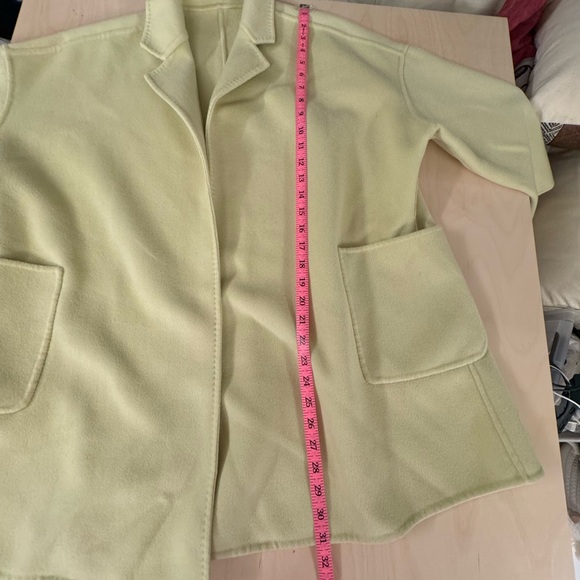 Women's Robe/Coat - Picture 2 of 5